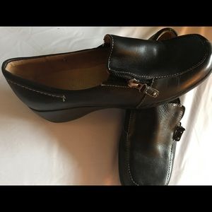 Naturalizer Black Shoes